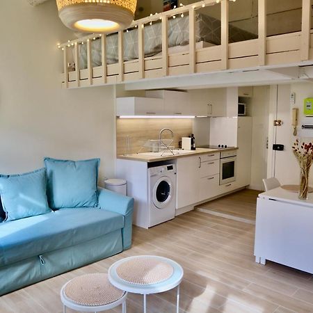 Lovely Split Appartment In The Heart Of The Old-Town Ница Екстериор снимка